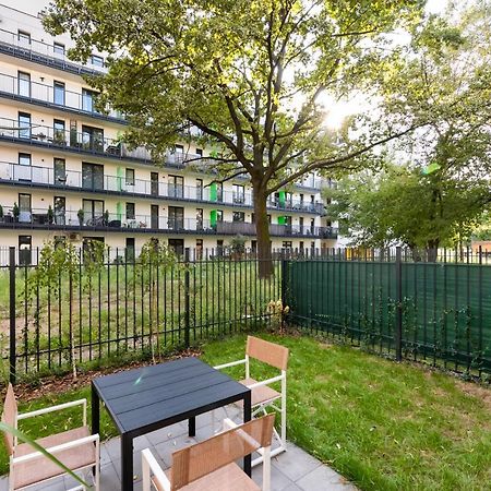 Old Praga Garden Apartment Warsawa Bagian luar foto