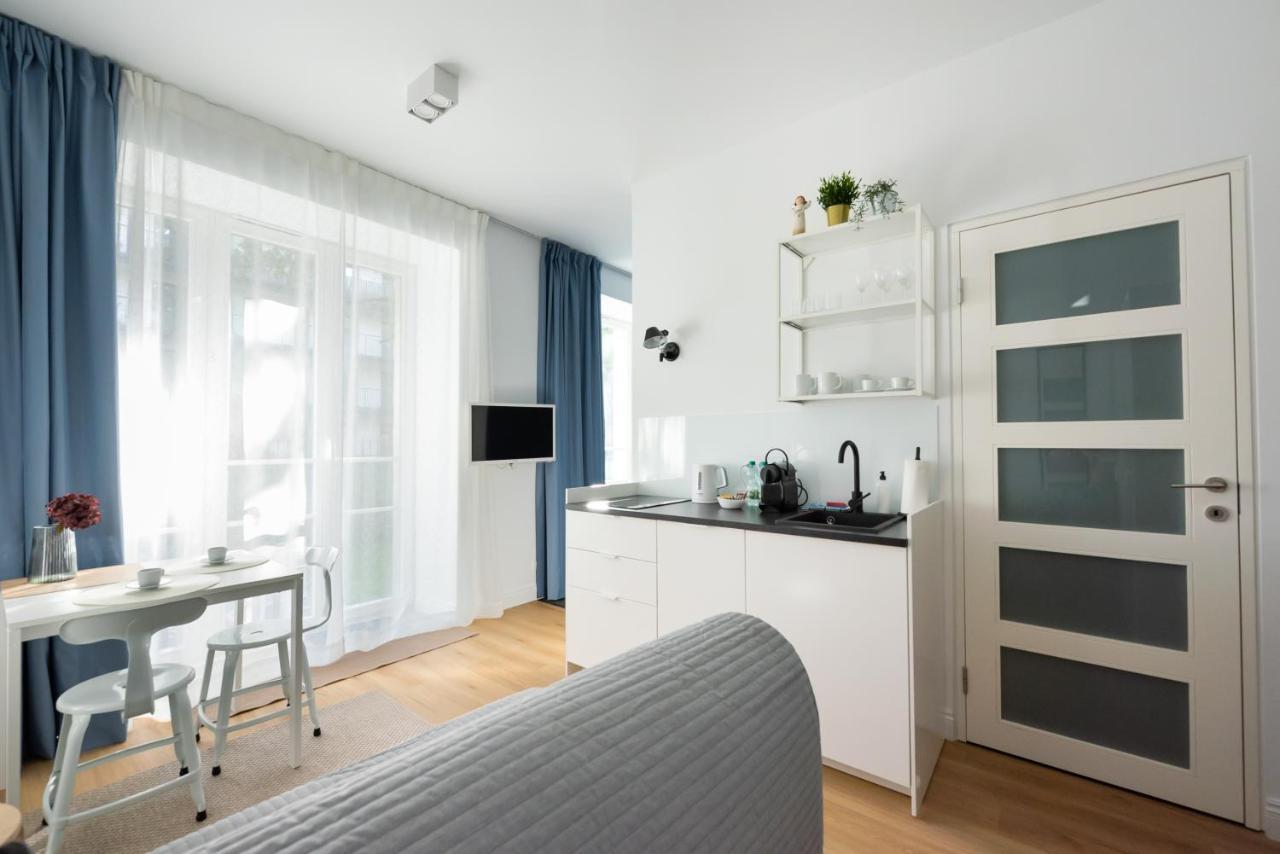 Old Praga Garden Apartment Warsawa Bagian luar foto